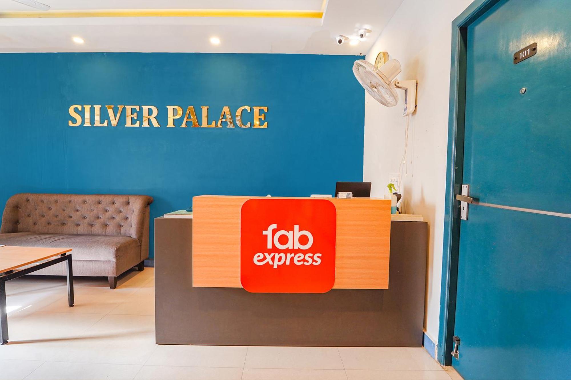 Fabexpress Silver Palace Ченнаї Екстер'єр фото